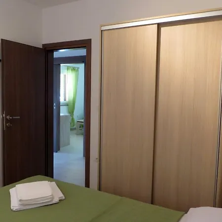Apartment El Forno Galizana